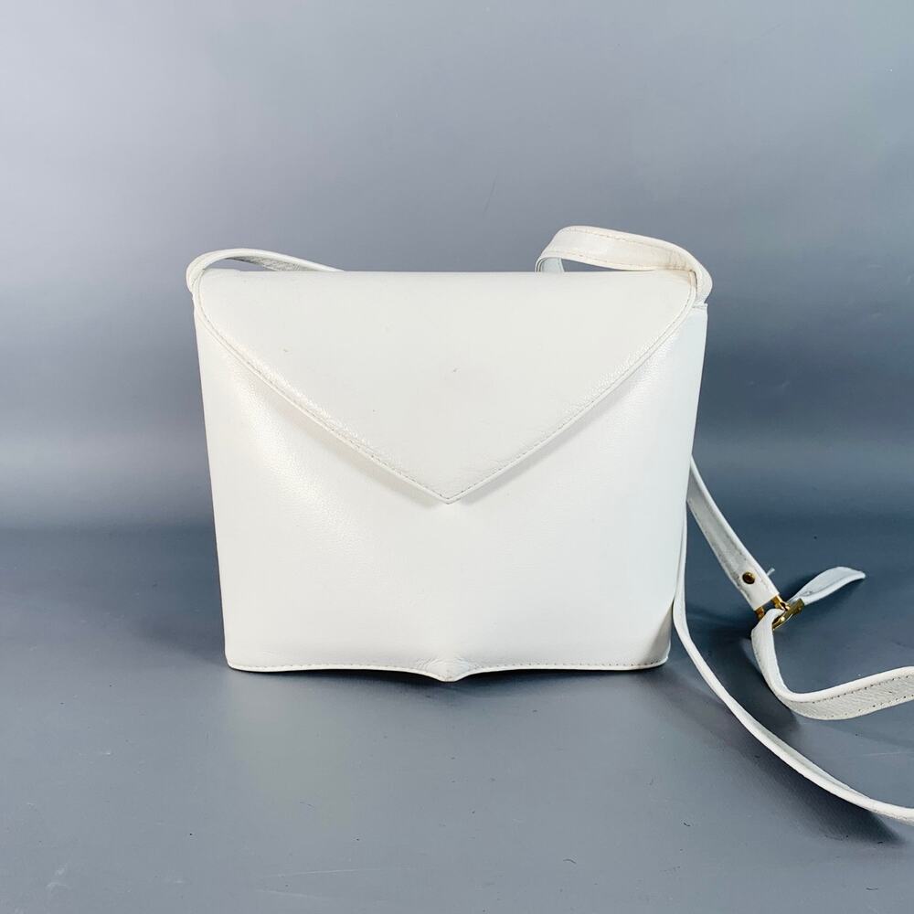LA BAGAGERIE Vintage One Size White Leather Crossbody Handbag